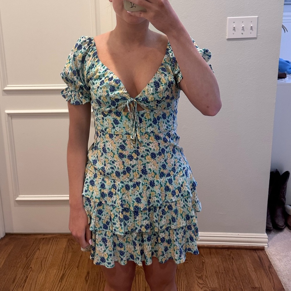 Sky to Moon Floral Dress || large